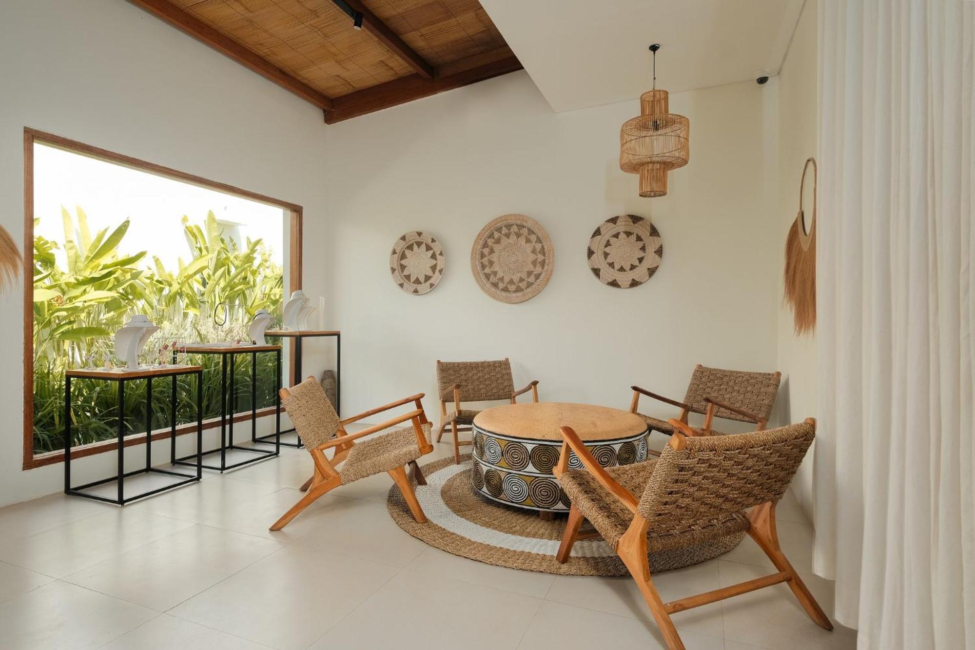 Amber Lombok Beach Resort Selong Belanak Esterno foto