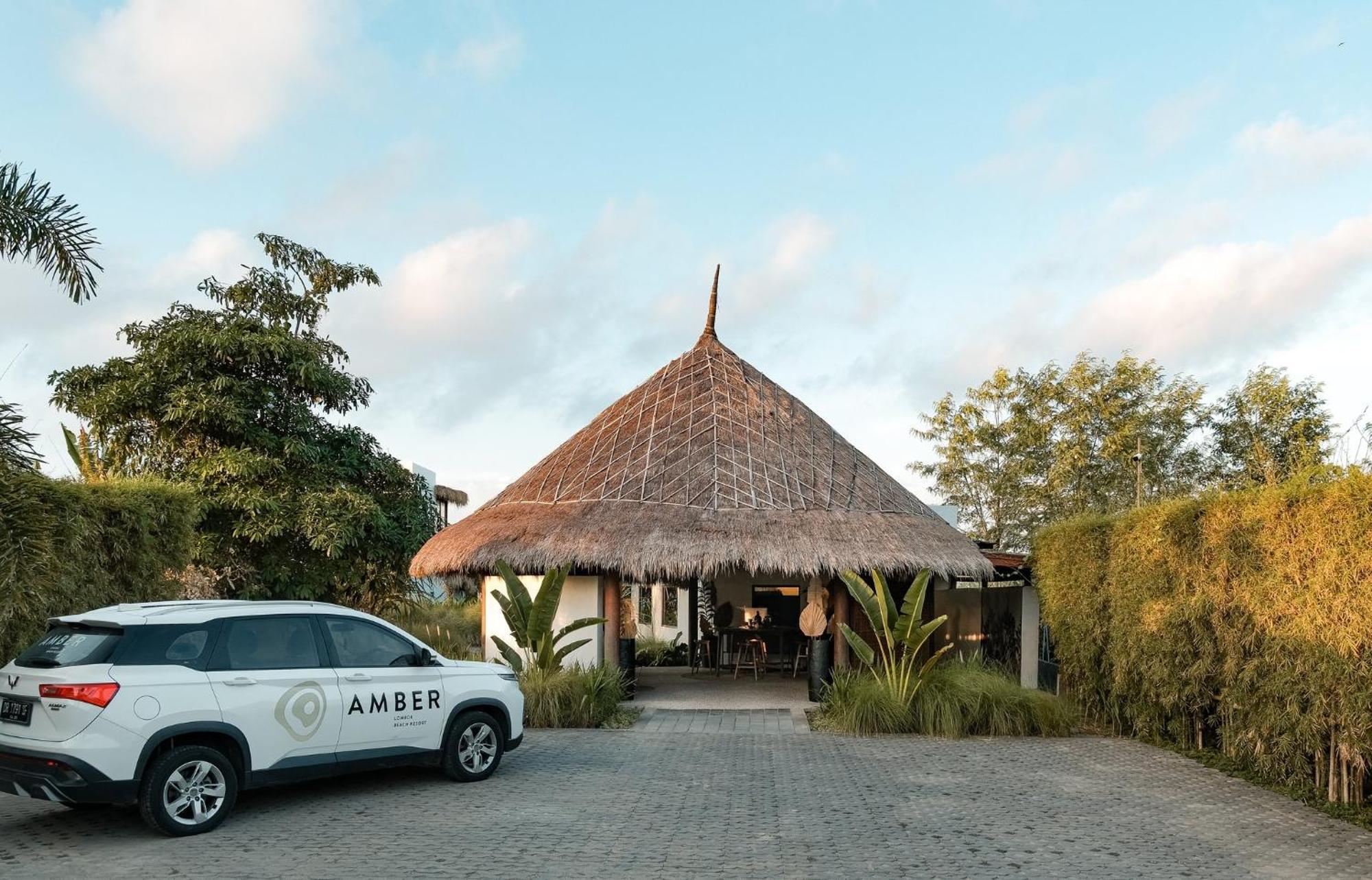 Amber Lombok Beach Resort Selong Belanak Esterno foto